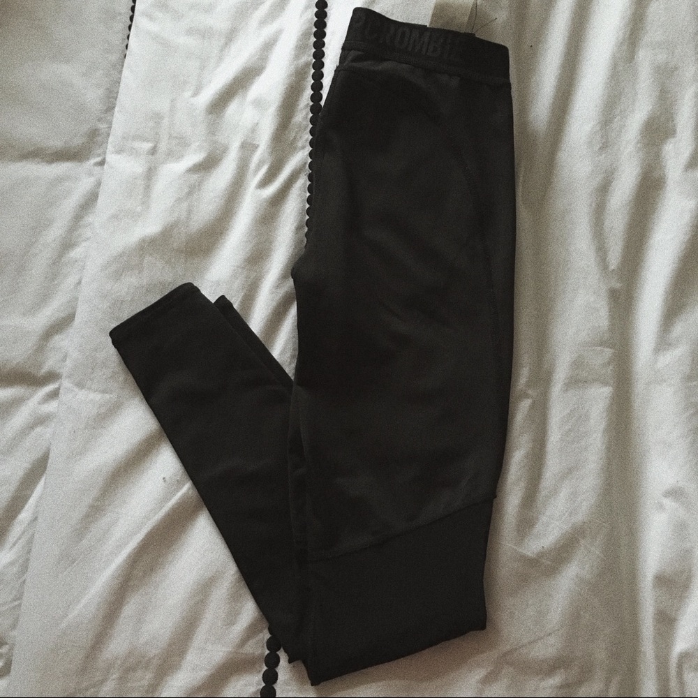abercrombie meshed leggings
